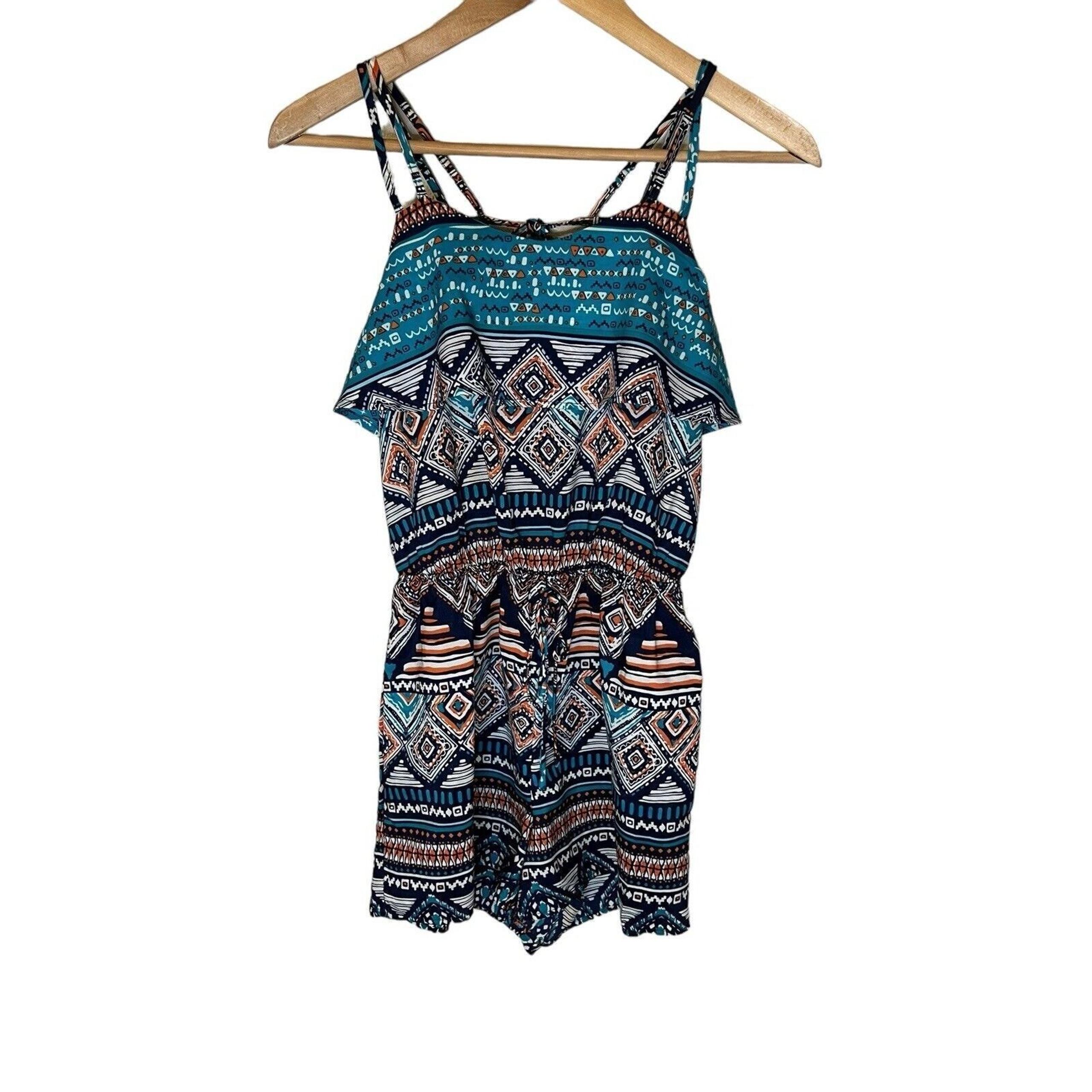 Body Central Romper Aztec Women’s Size Small, Shorts, Keyhole Strappy, EUC