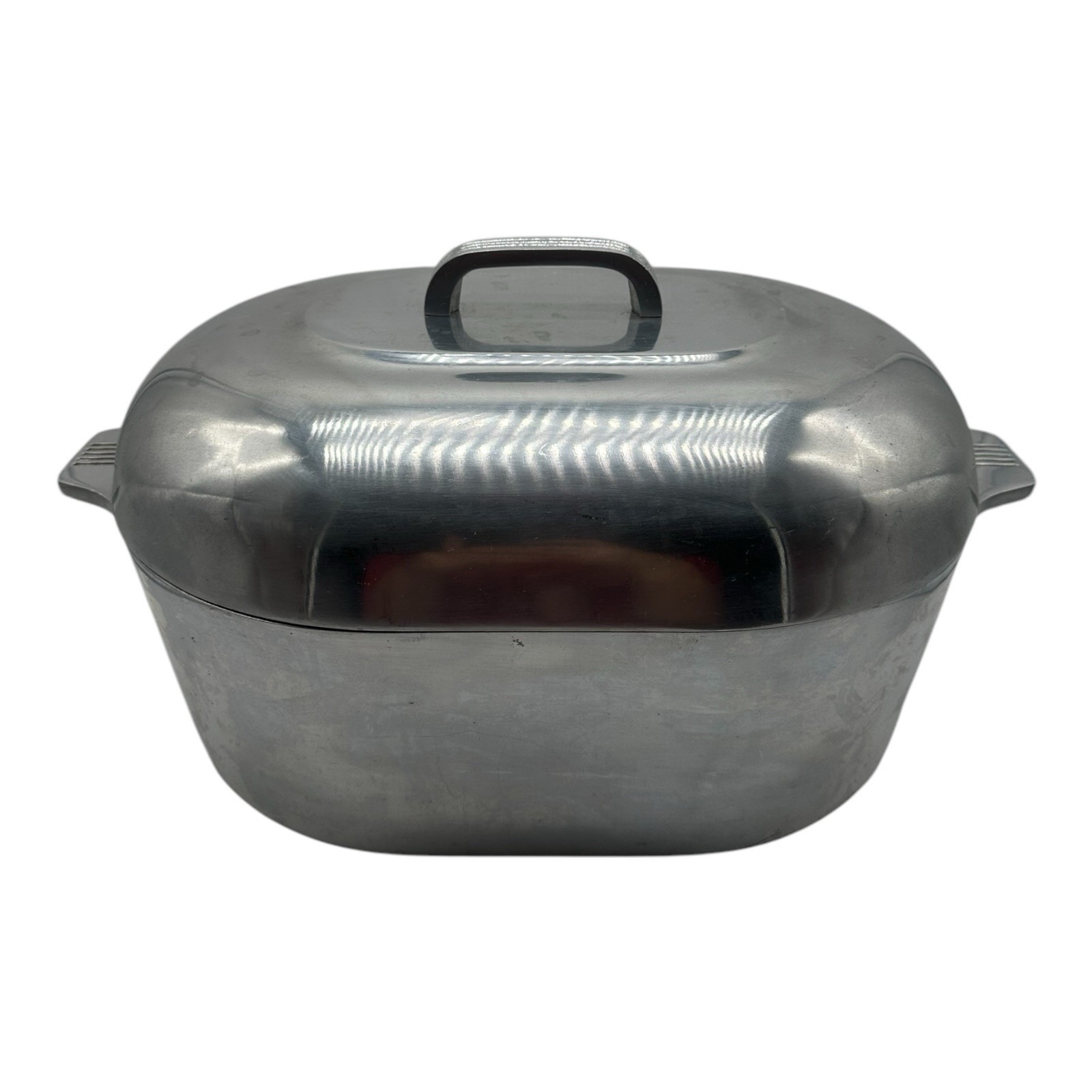 Vintage Magnalite Classic Dutch Oven Roaster 15 Inch/ 38.1 Cm Made In China