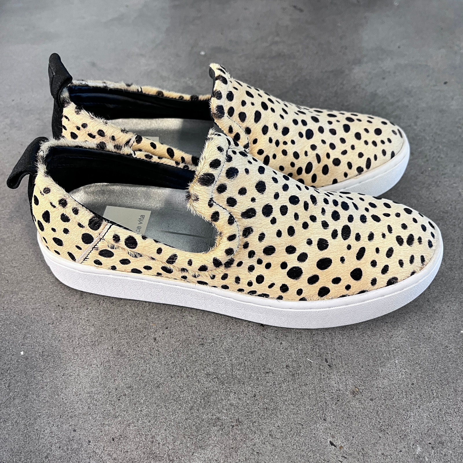 Dolce Vita Leopard Calf hair print Tag slip on sneaker womens size 6 NEW