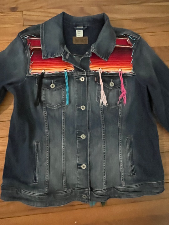 New Levi's Mexican Serape Baja Aztec Denim Jean Jacket Women XXL