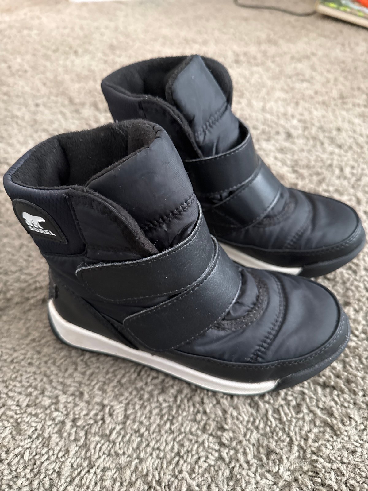 Sorel size kids 12 waterproof snow boots