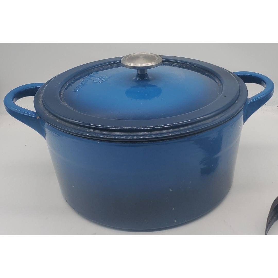 CALPHALON 8 QT. CAST IRON ENAMELED DUTCH OVEN - BLUE
