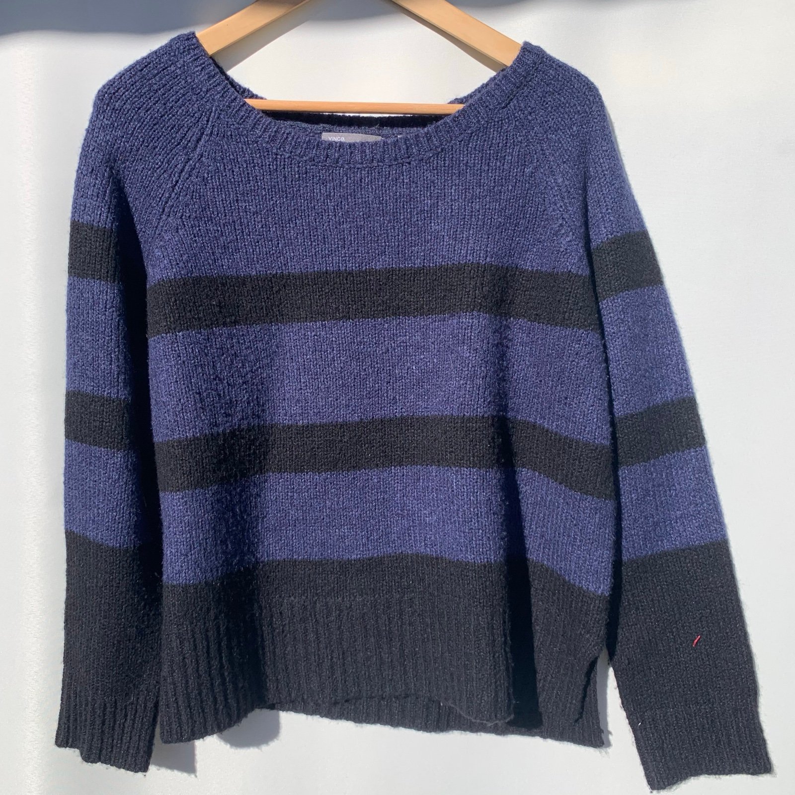 Vince black and blue block stripe cashmere blend pullover sweater Sz m
