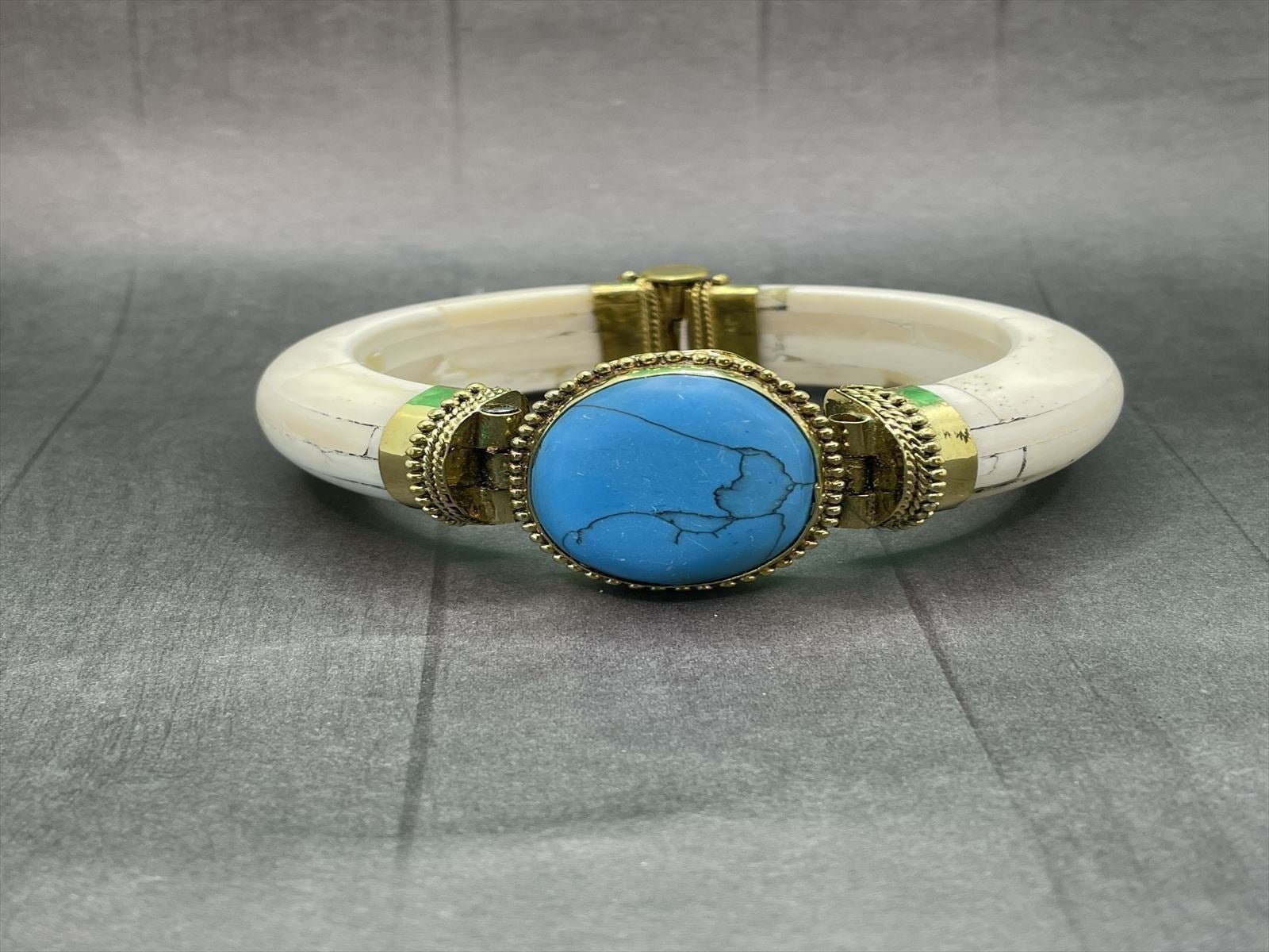 TURQUISE AFRICAN BRACELET