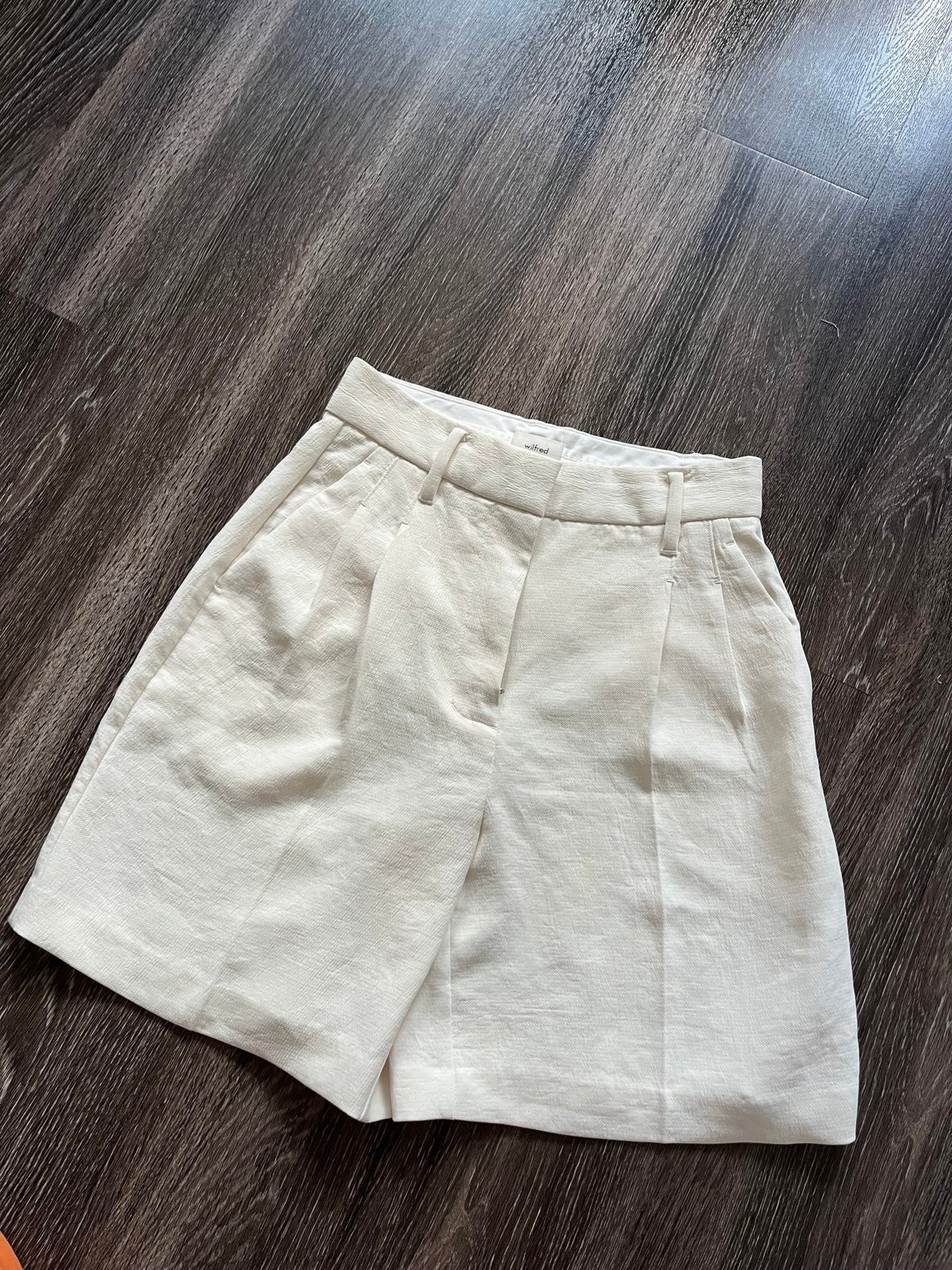aritzia effortless short 7” Wilfred