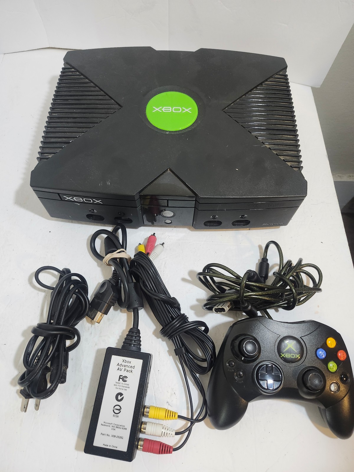 ConsoleOriginal Working Microsoft Xbox w/ Controller And Connect Cables