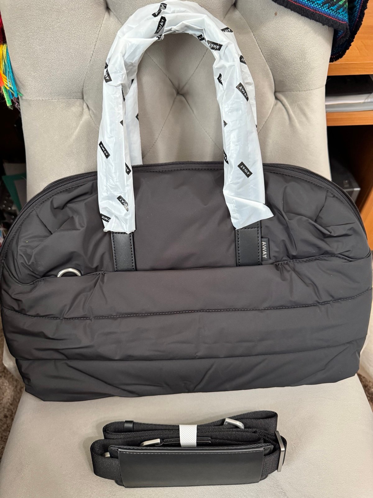 【AWAY】The Quilted Everywhere Crossbody Unboxing the @away Quilted Everywhere Bag. #awaytravel