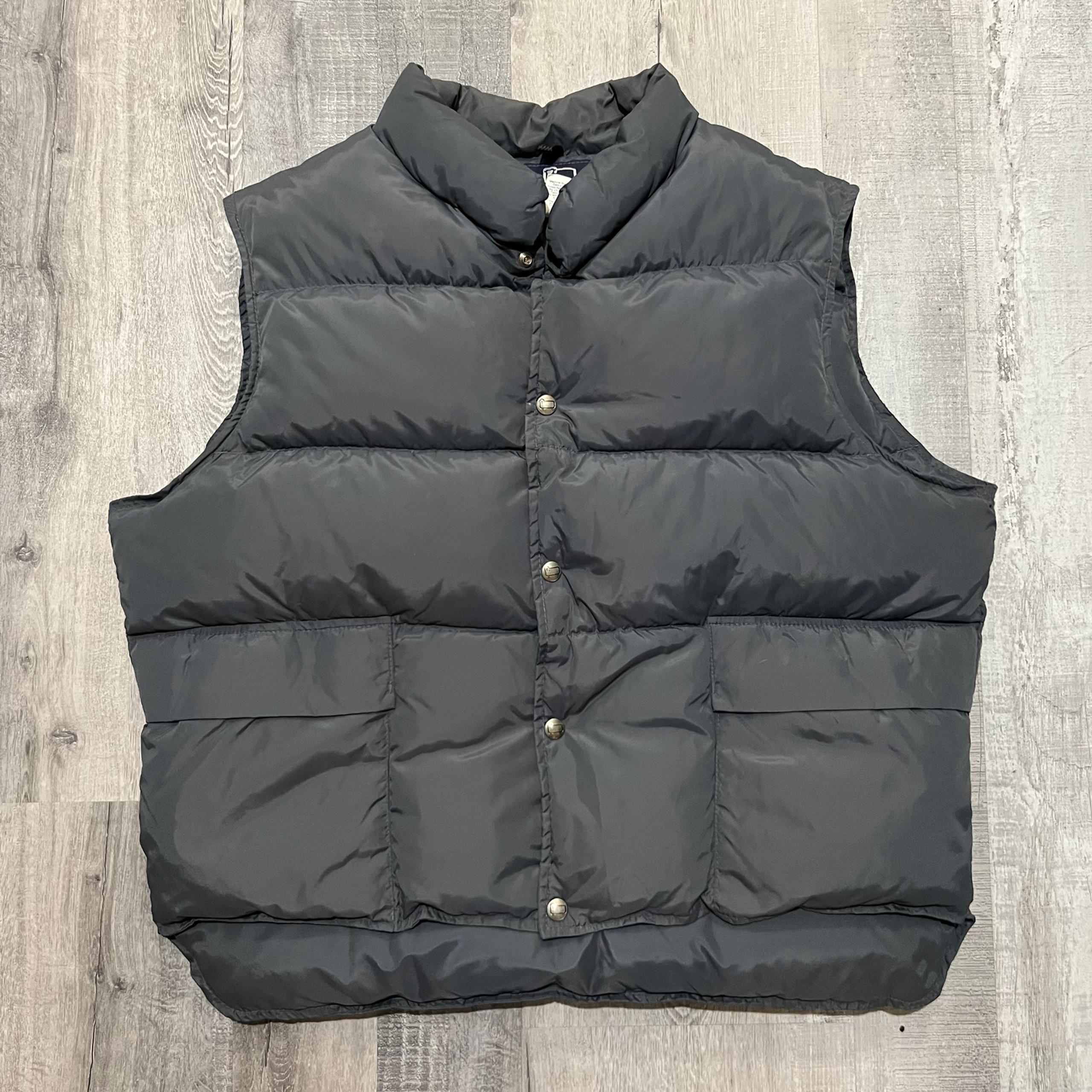 VTG Goose Down Puffer Vest Men's XL Charcoal Grey Outdoor Snap Front - Woolrich