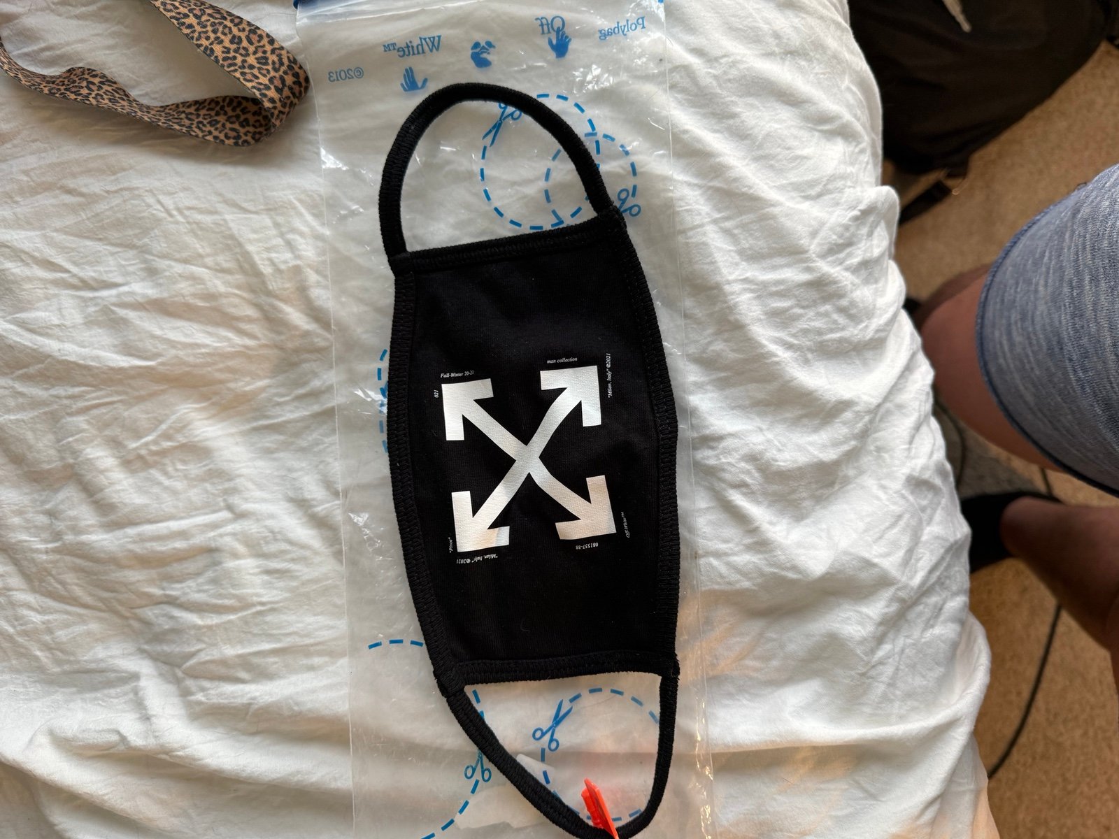 Off-white face mask