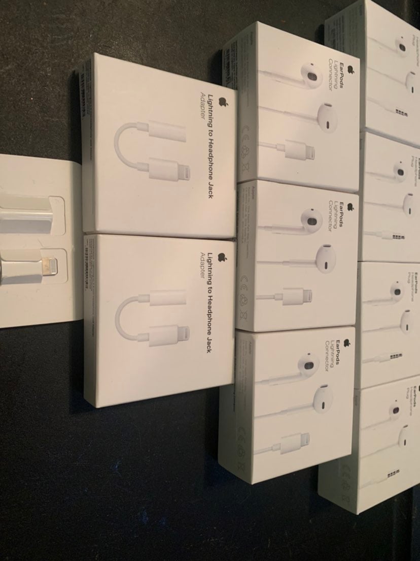 Apple earpods