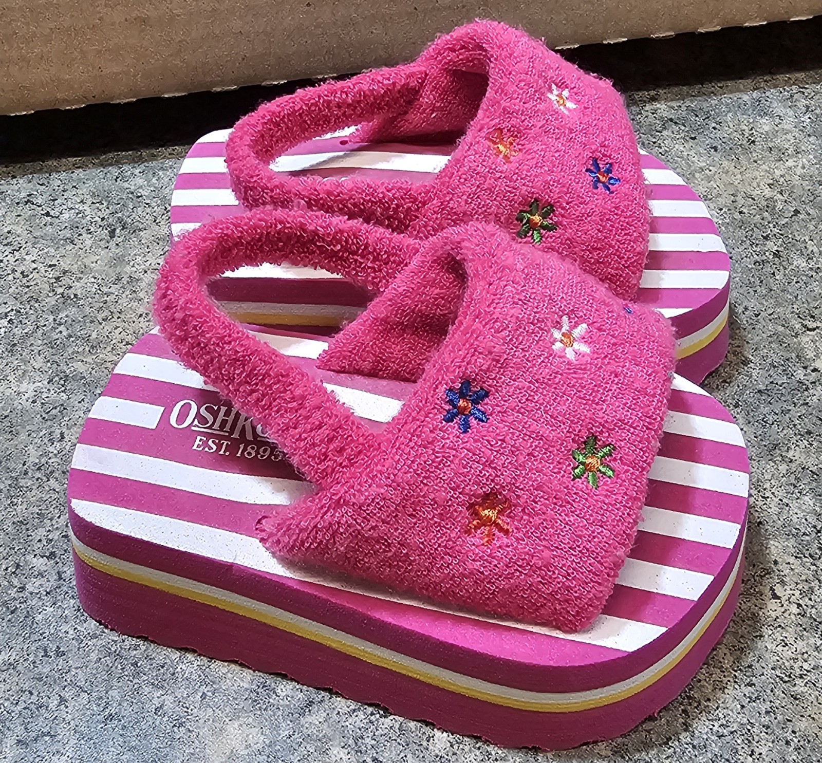 Vintage OshKosh 2004 girls pink stripe platform sandals size toddler 4