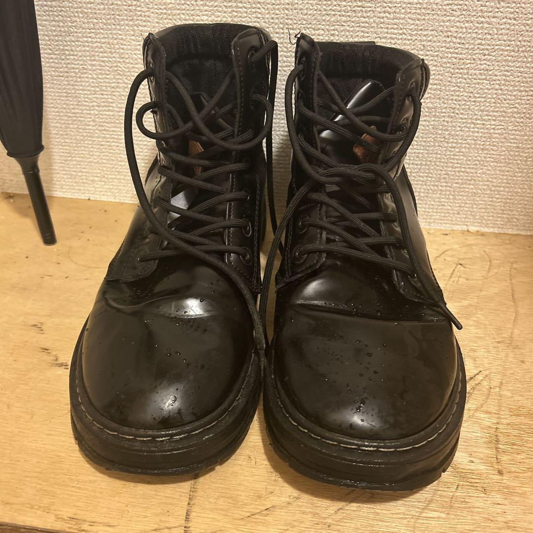 Work shoes, work boots, platform boots. Price not negotiable. Used condition. Size 27.
