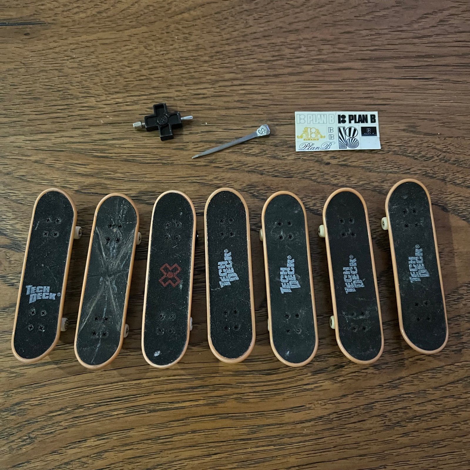 Vintage VTG 1990s 90s Lot of 7 Tech Deck Finger Skateboards Toys & Tools