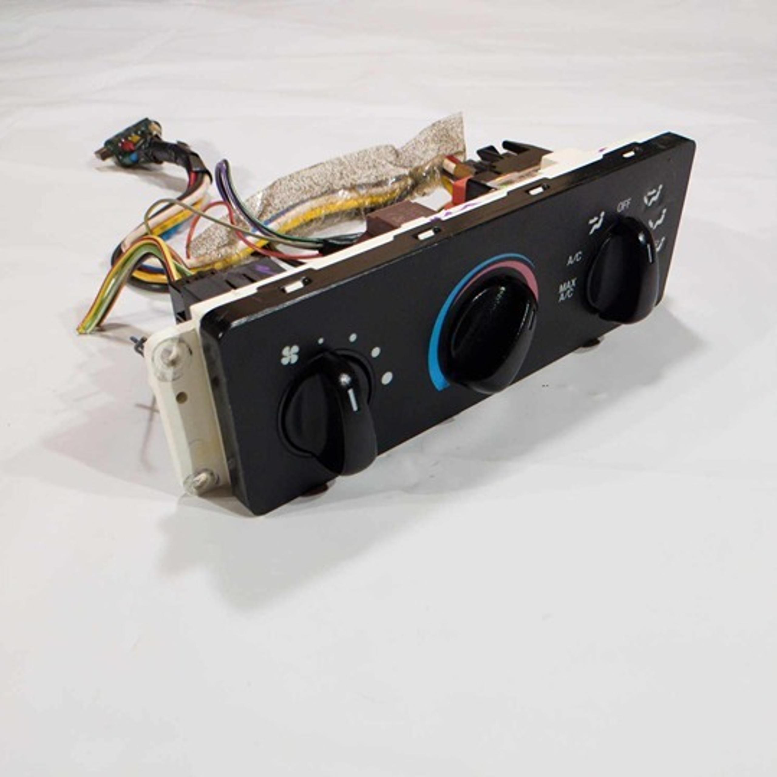 01 02 03 Ford Ranger Climate Control Unit Module Temperature A/C Heater OEM