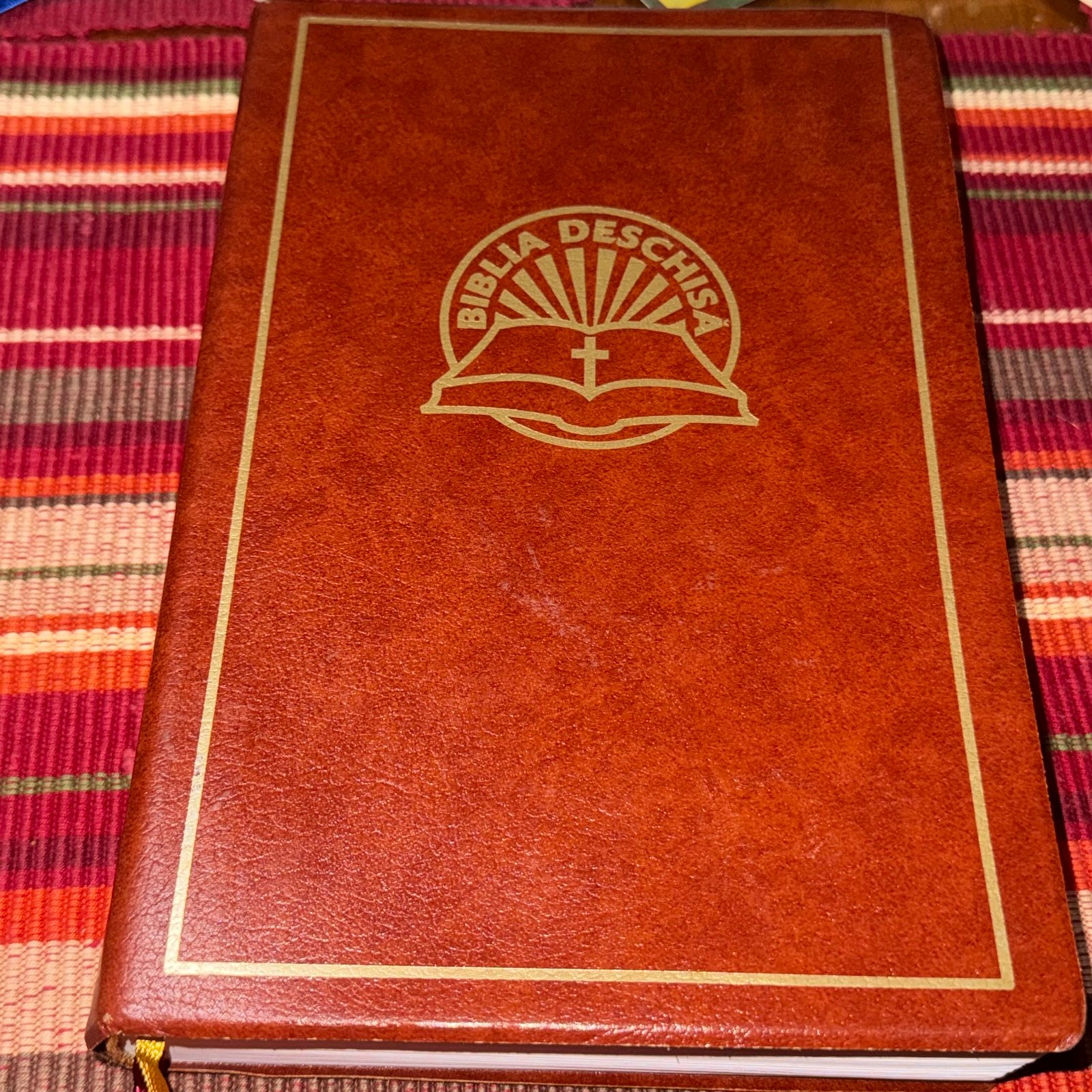 HOLY BIBLE FINNISH LANGUAGE LEATHER BOUND