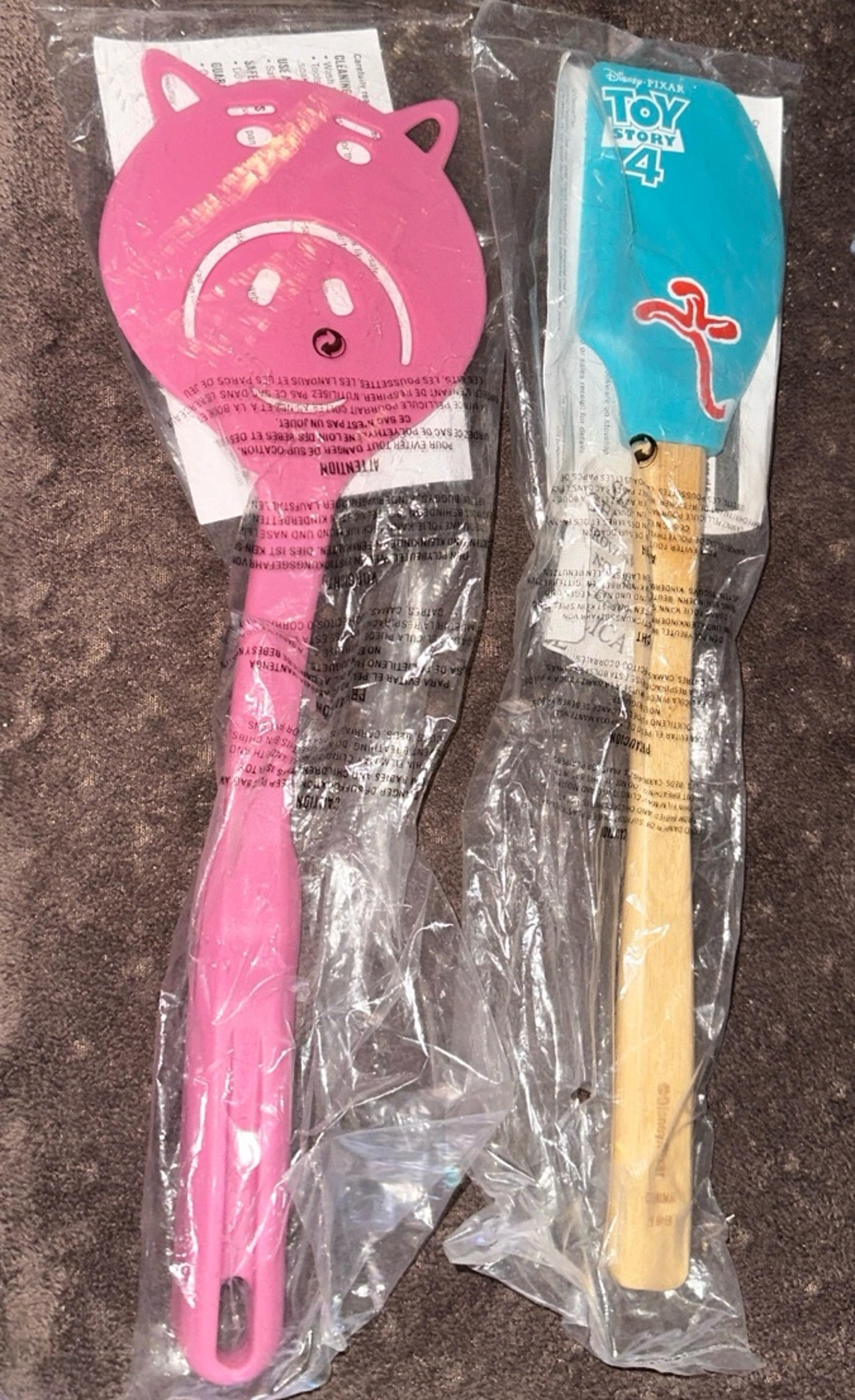 Pampered Chef Toy Story 4 Hamm Pancake Flipper 100115 and Forky Scraper 100116