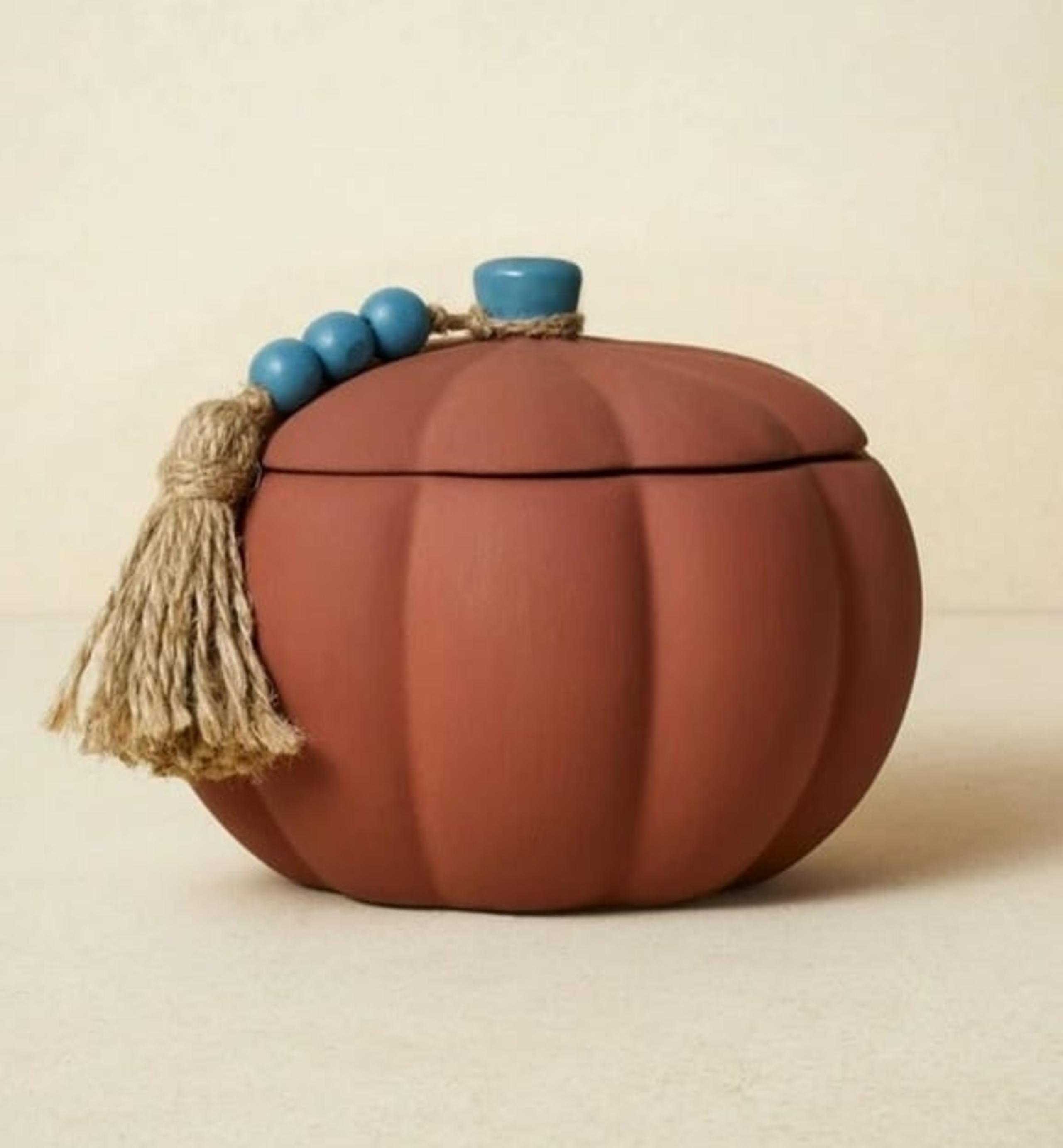 Jungalow pumpkin candle