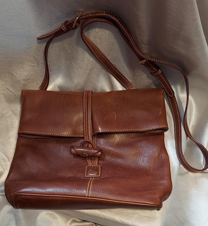 NWOT! Vintage Dooney & Bourke Florentine Leather Fold-over Toggle Closure Bag
