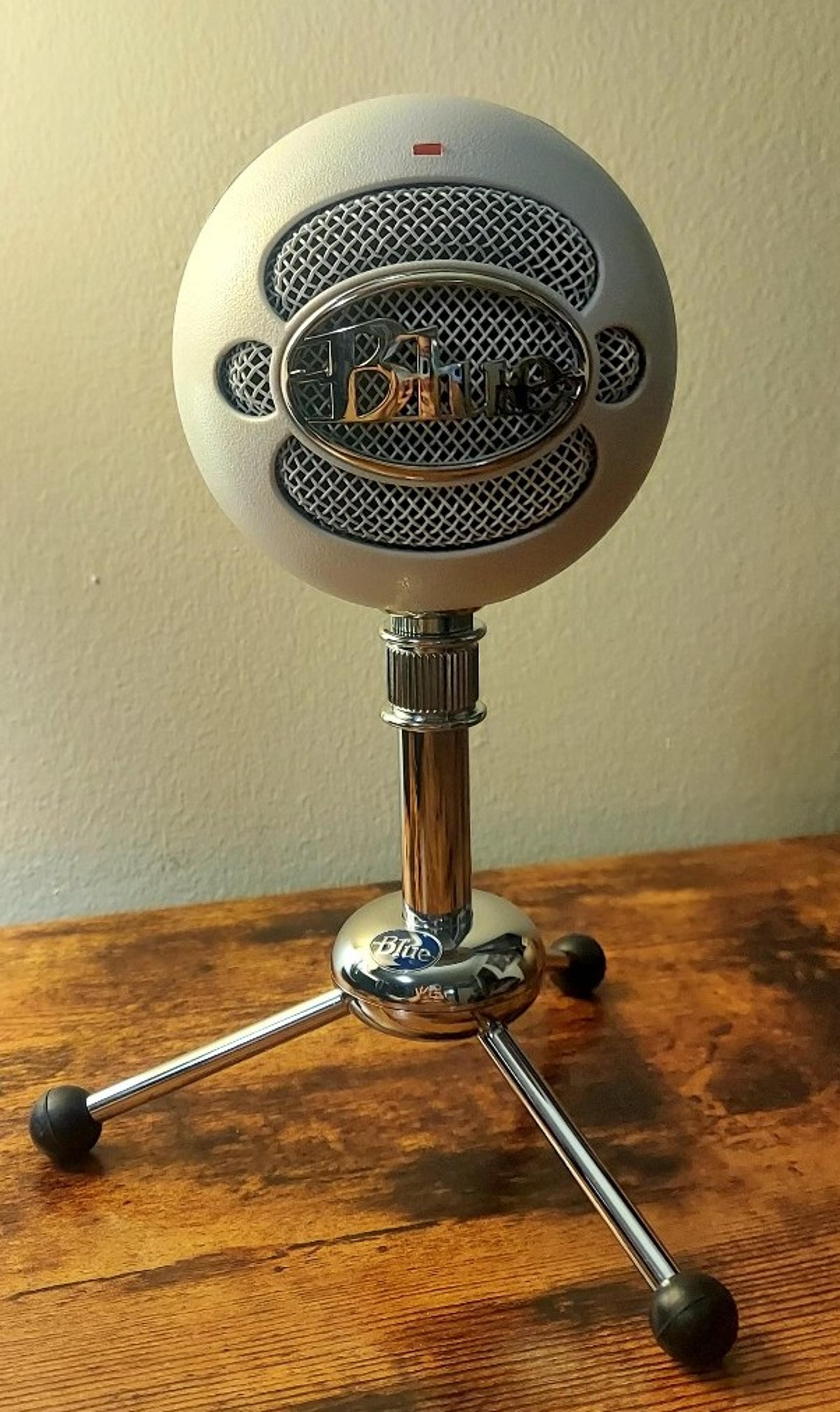 Gaming, Recording, Microphone Blue Brand Snowball Model