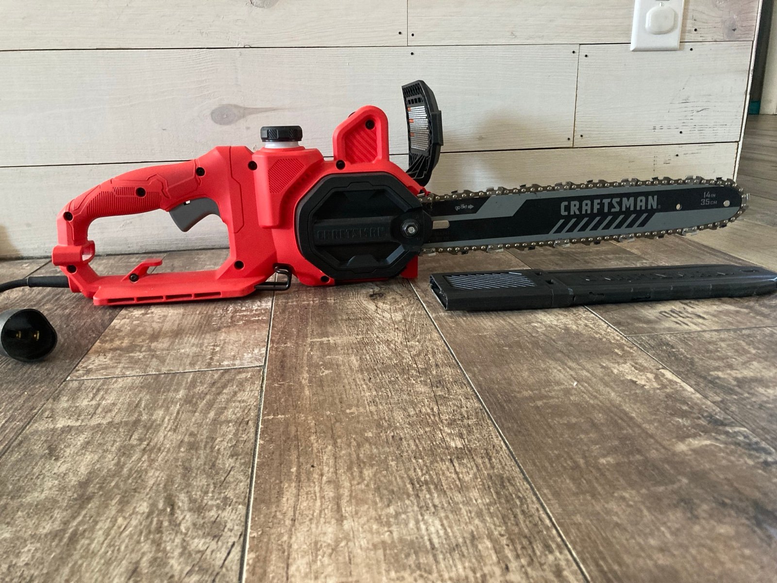 Craftsman 14” corded electric chainsaw