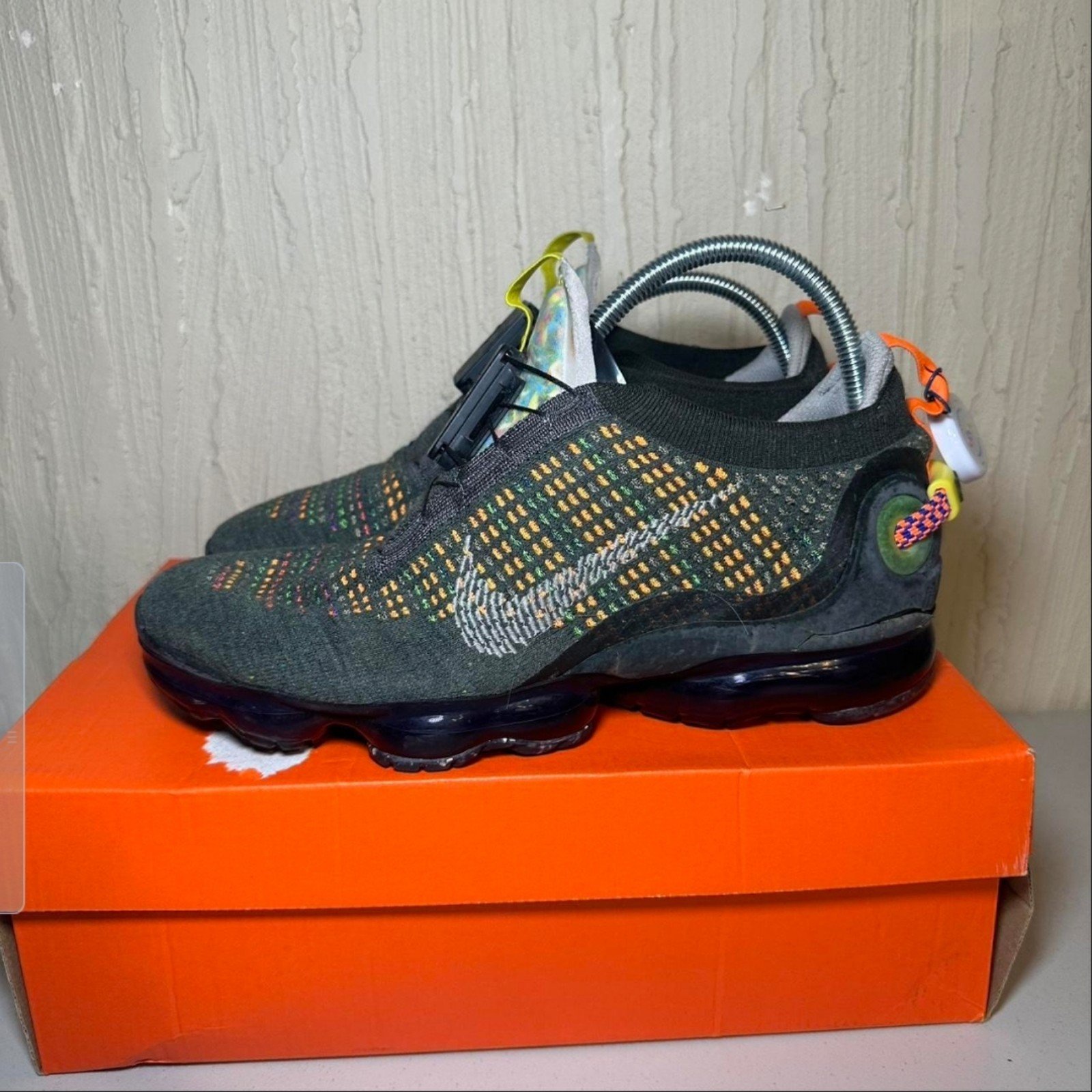 Multicolor Nike Vapormax Men's 9.5 (Women's 11) Gray Green Orange