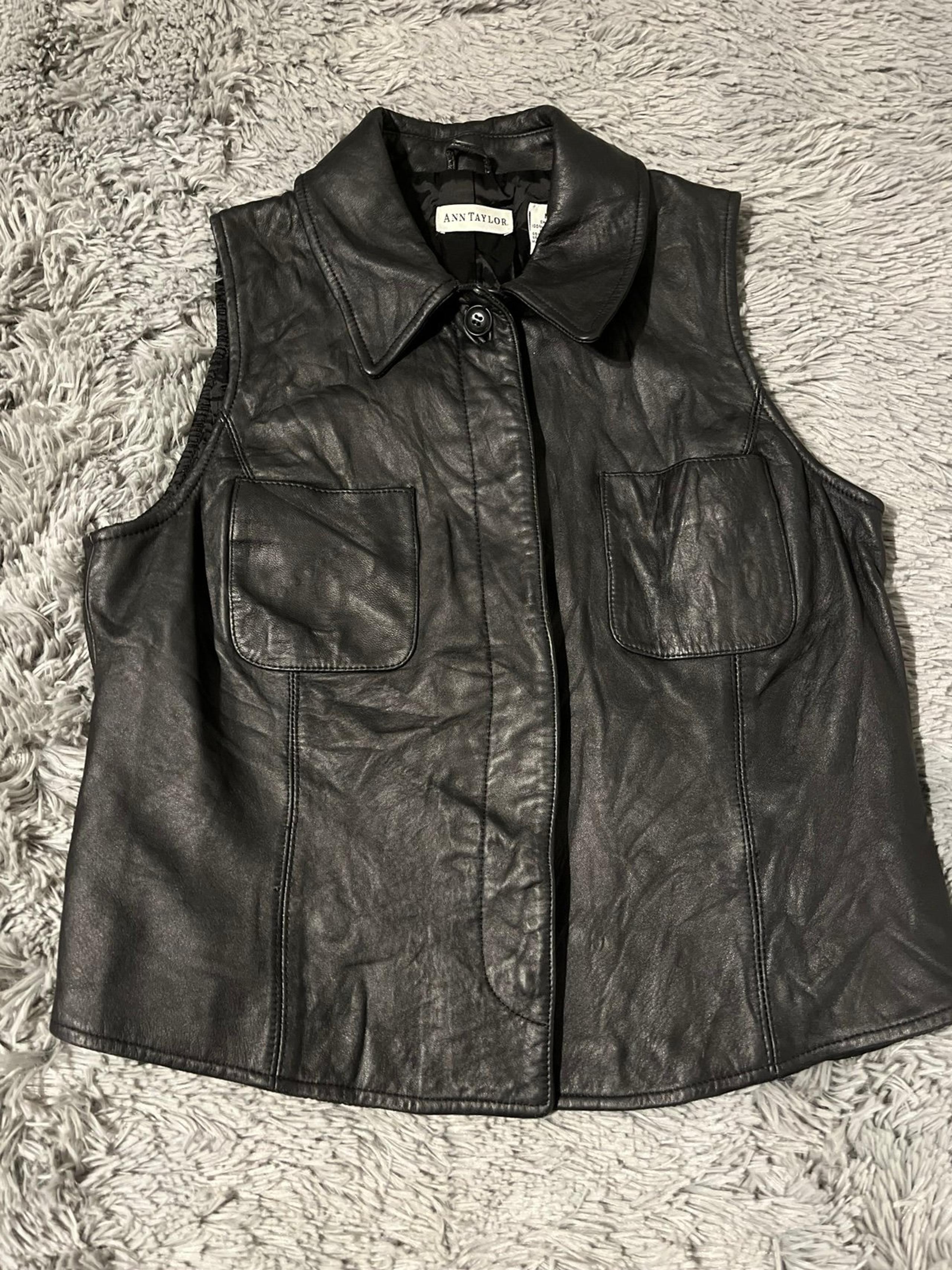 Ann Taylor Women’s Black Leather Vest Size Medium Fair Condition