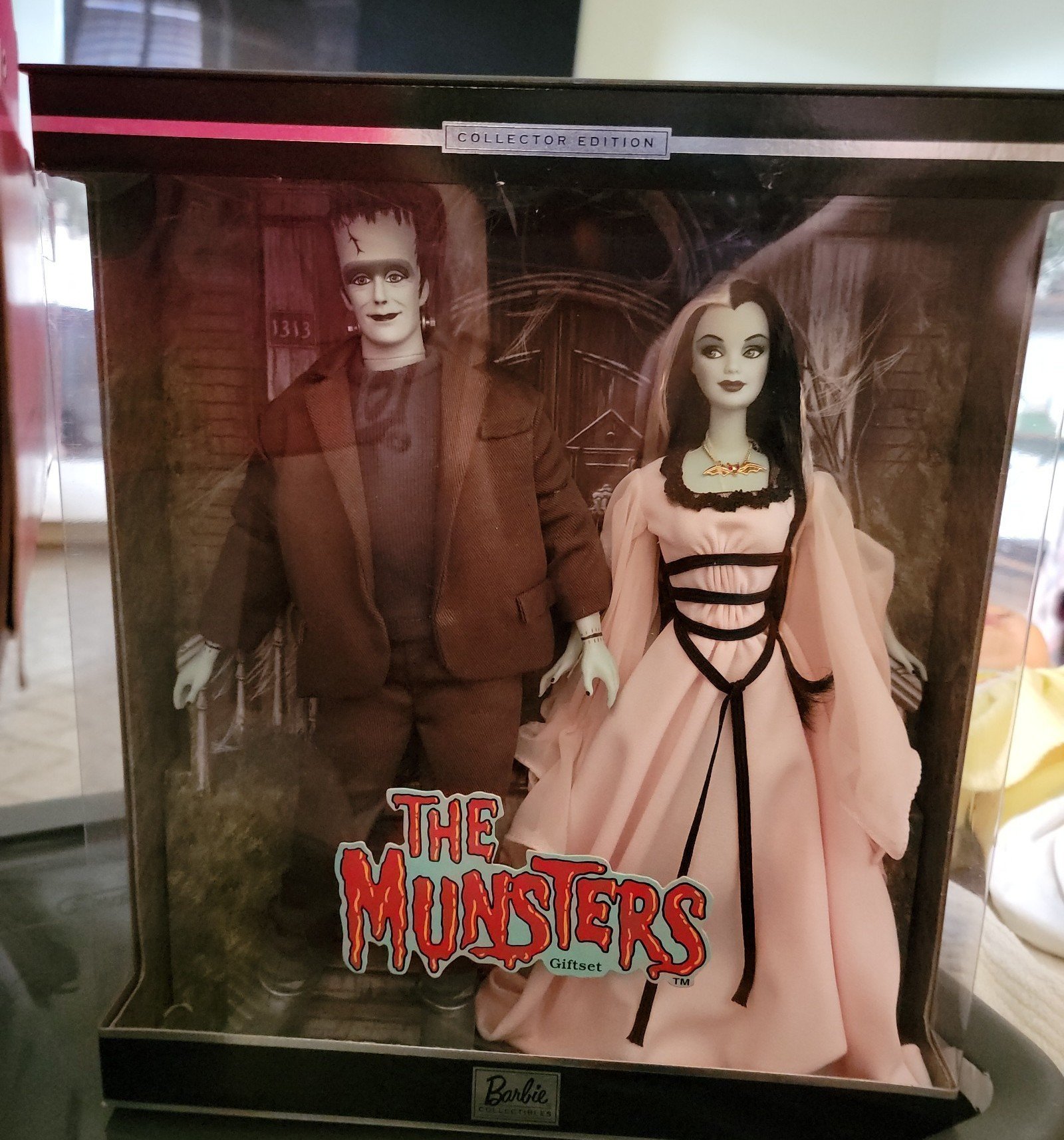 2001 Collector Edition Barbie & Ken, The Munsters, MIB