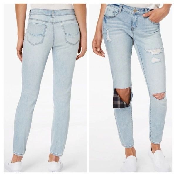 NWT Dollhouse Charley Distressed Skinny Jeans Light Blue Size 9