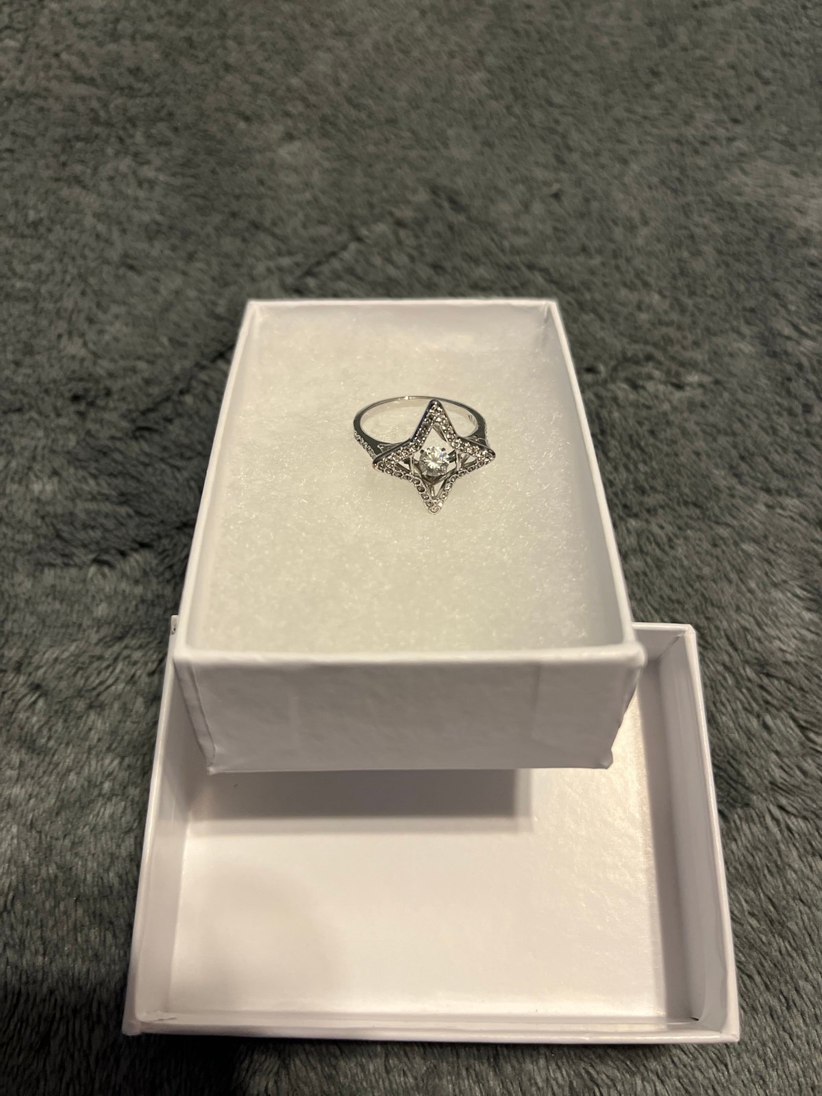 Swarovski Sparkling Dance Star White Crystals Sterling Sliver Ring