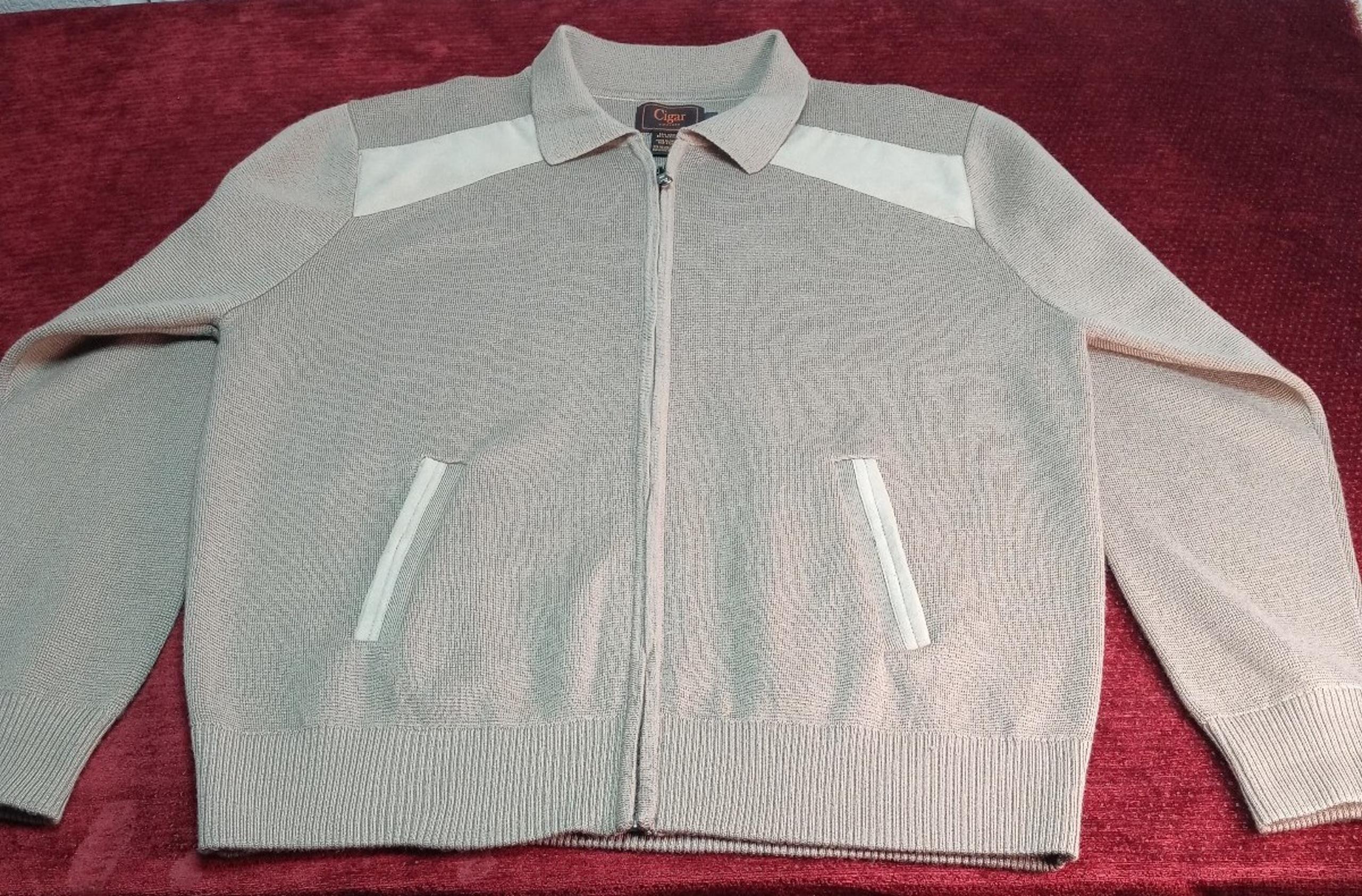 Cigar zip up smoking jacket size L (1)