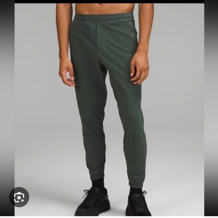 Lululemon surge jogger