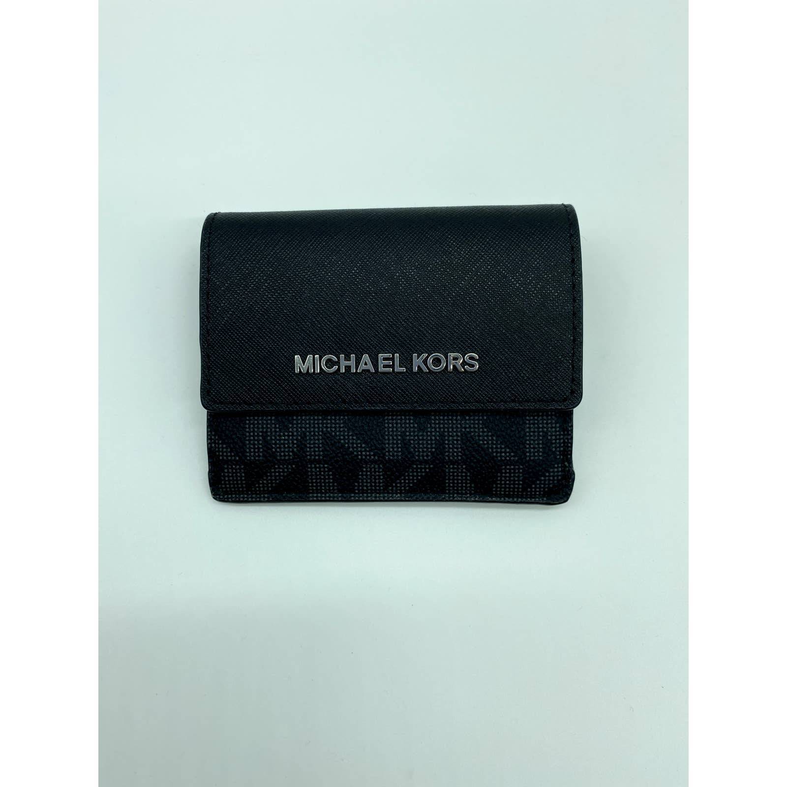 Michael Kors Jet Set Travel Card Case ID Key Holder Black 35F7STVD2B