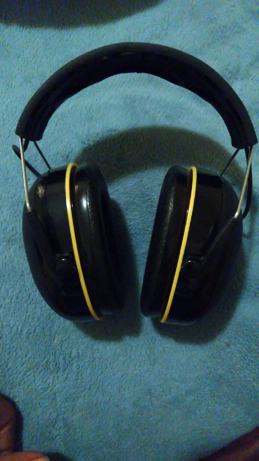 3M bluetooth headphones