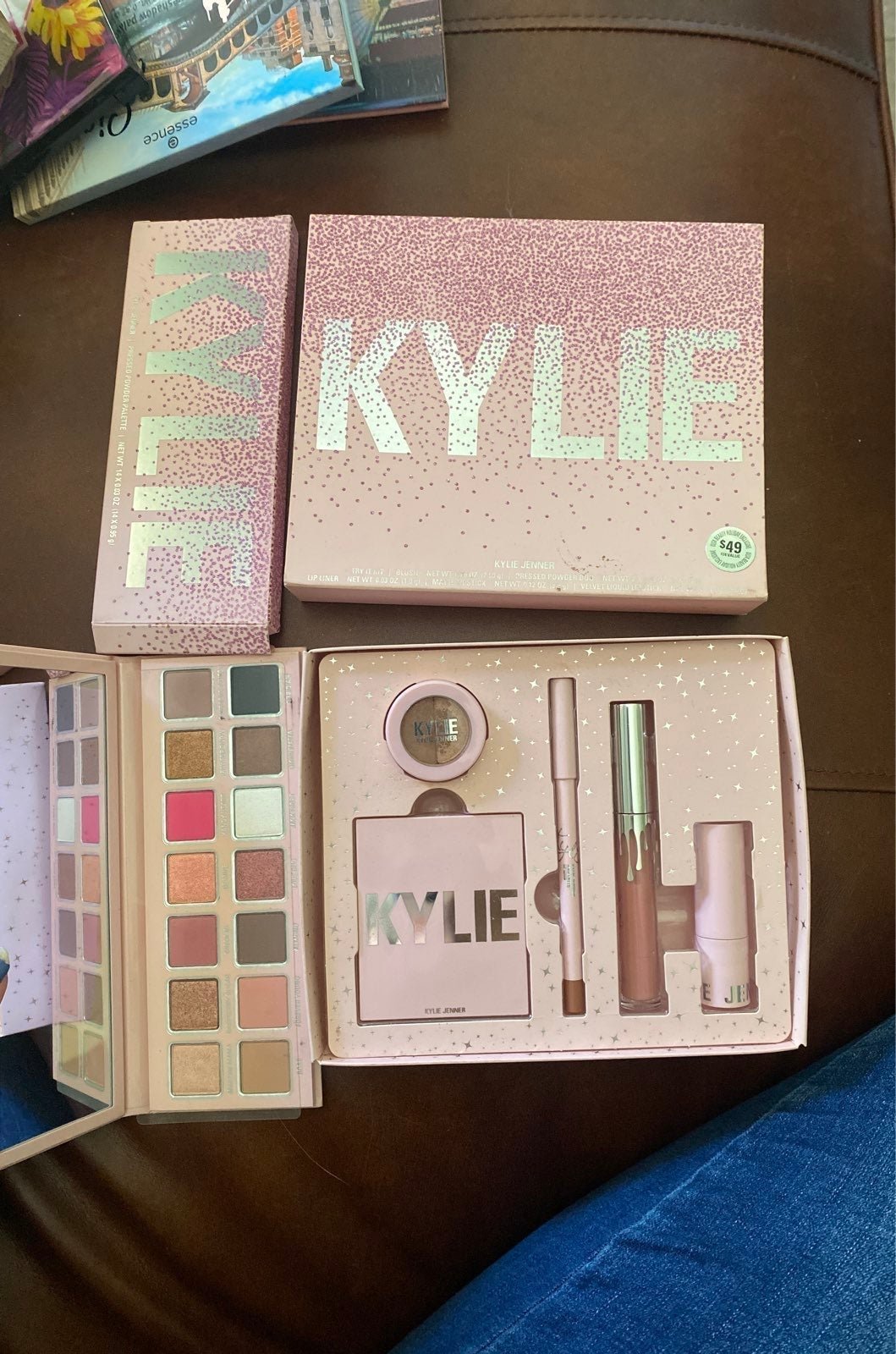 Kylie Cosmetics Holiday 2019 Bundle FIRM