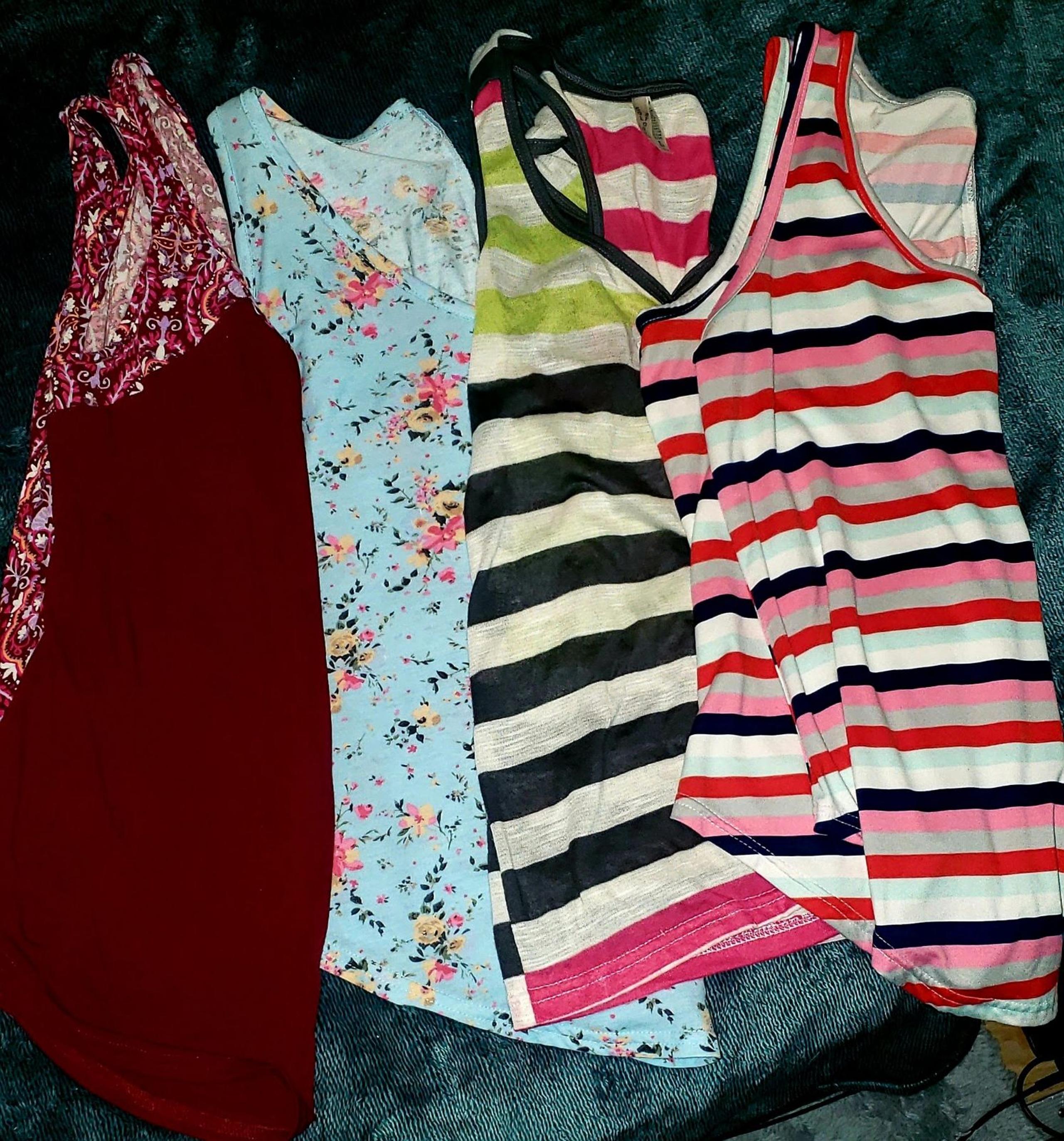 Lot of 4 summer tops