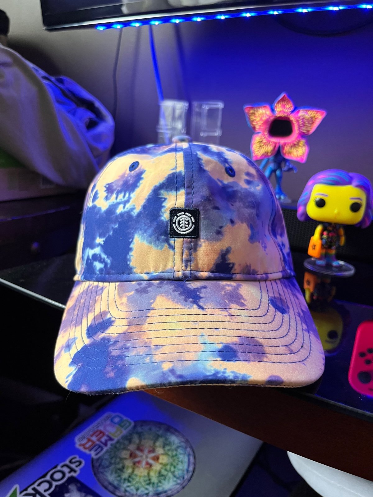 Element Hat