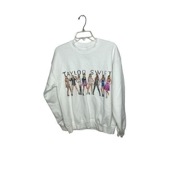 Taylor Swift 1989 (Taylor’s Version) Eras Crewneck Sweatshirt. Size Medium.