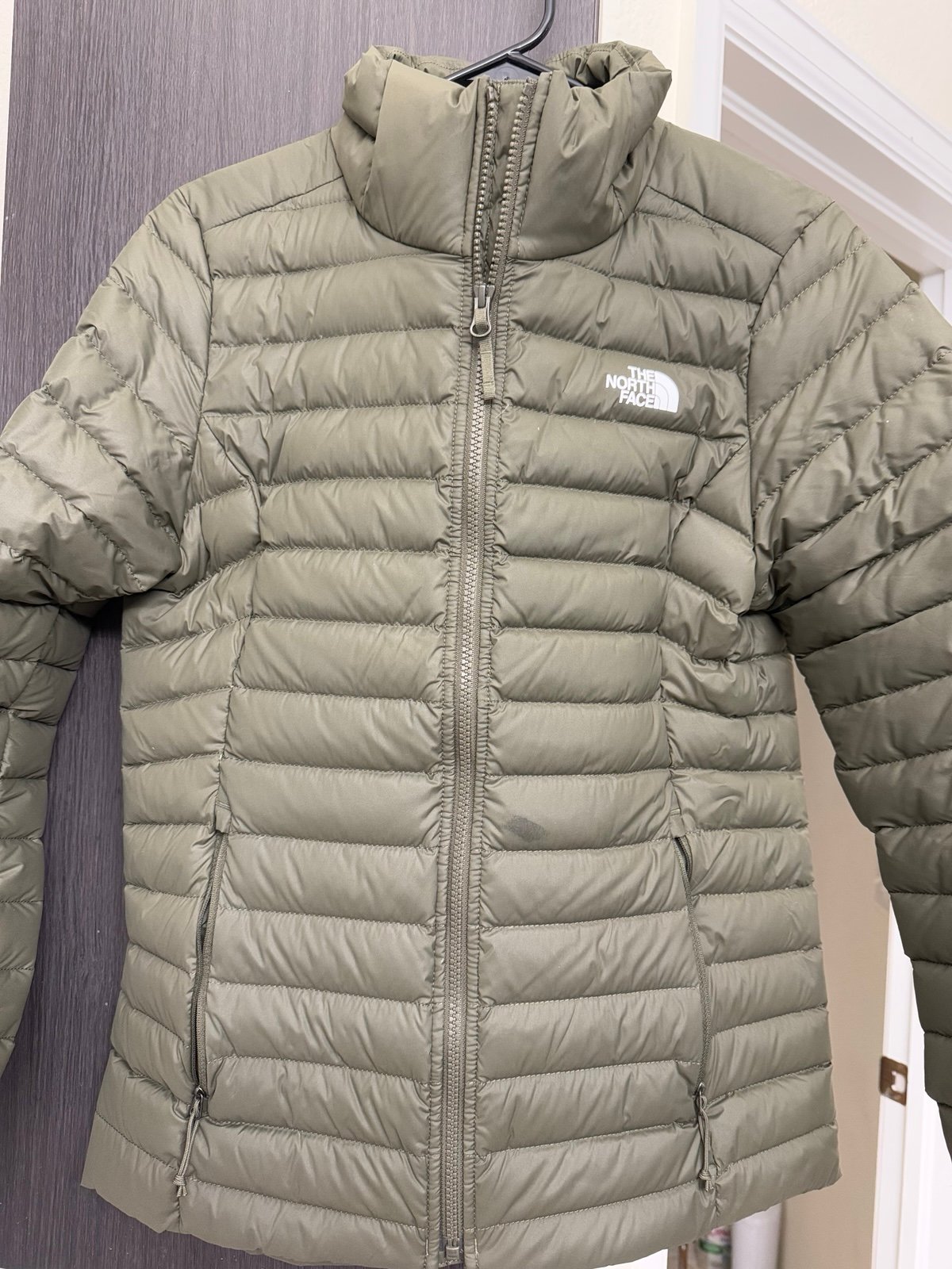 The North Face Woman’s Down 700 Jacket Medium