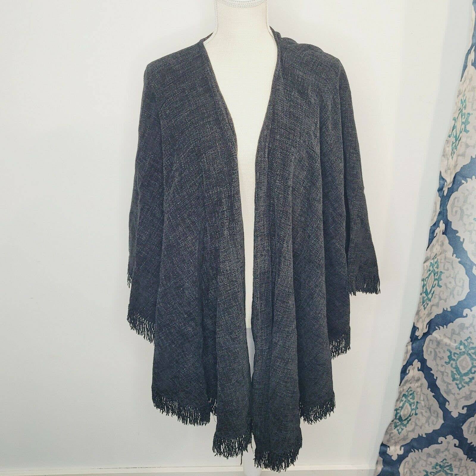 Weave of the Irish Black Woven Fringe Shrug Wrap