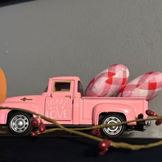 Mini Valentine’s Day Metal Farm Truck with 2 Hearts