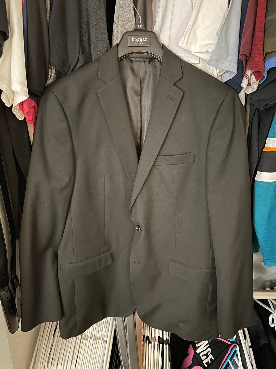 Mens Van Heusen 2 peice suit