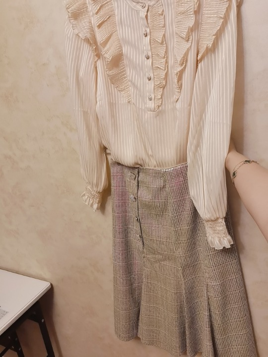 Velwin Skirt Suit Size S
