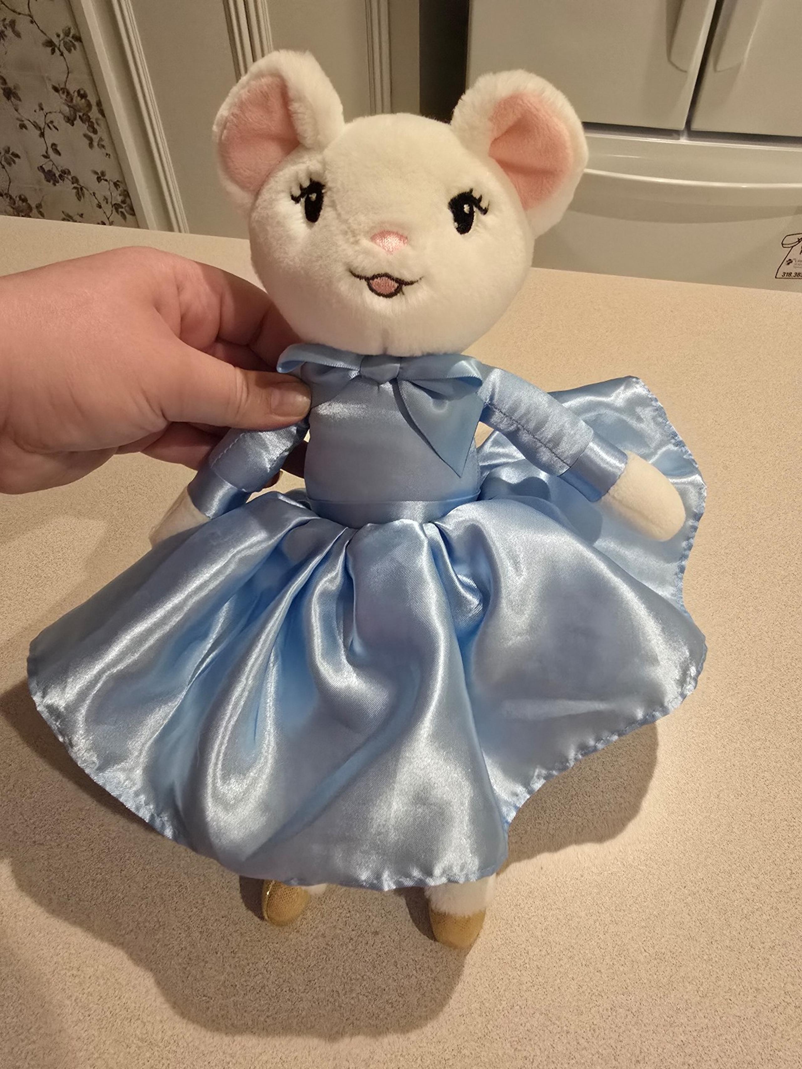 Claris in Paris Plush
