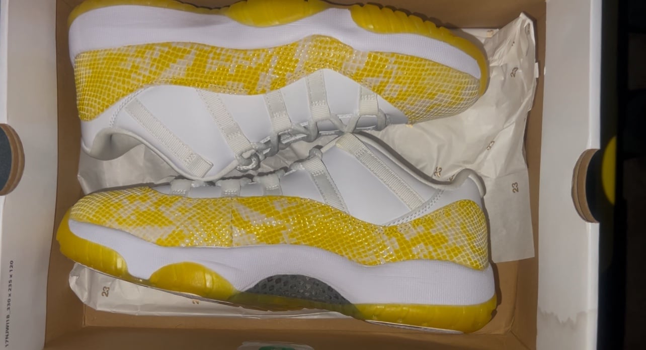 Jordan 11 Retro Low (YellowSnakeskin)