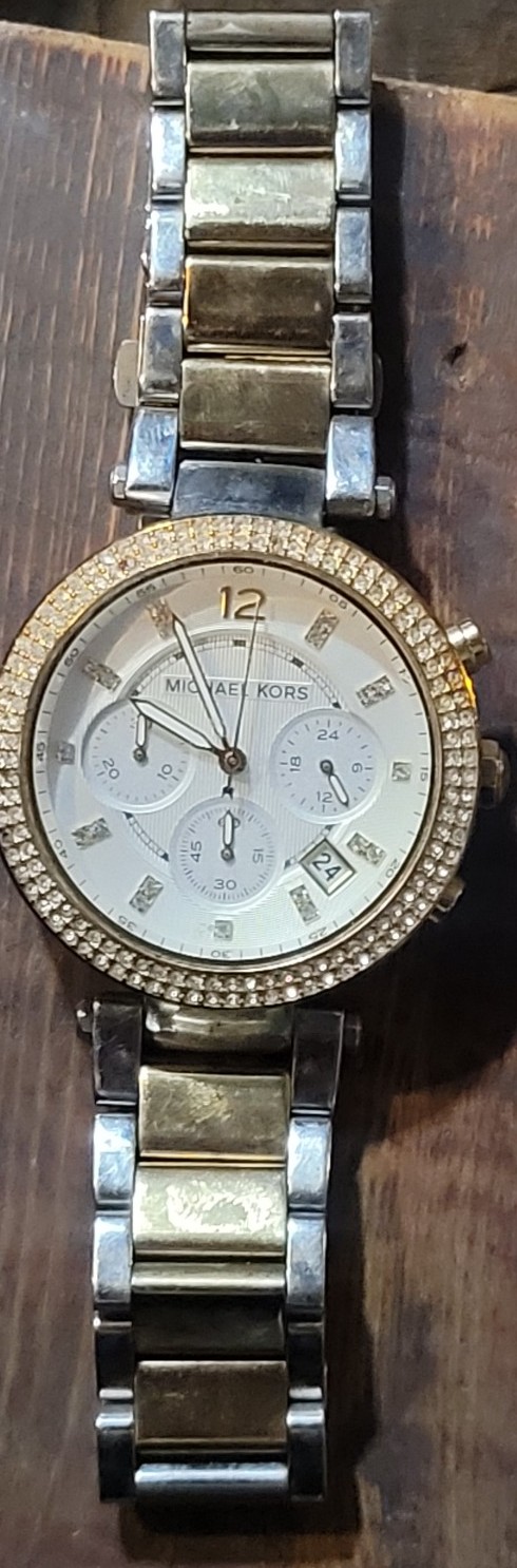Michael Kors Parker MK5626 Womens Stainless Steel Analog Silver Dial Watch