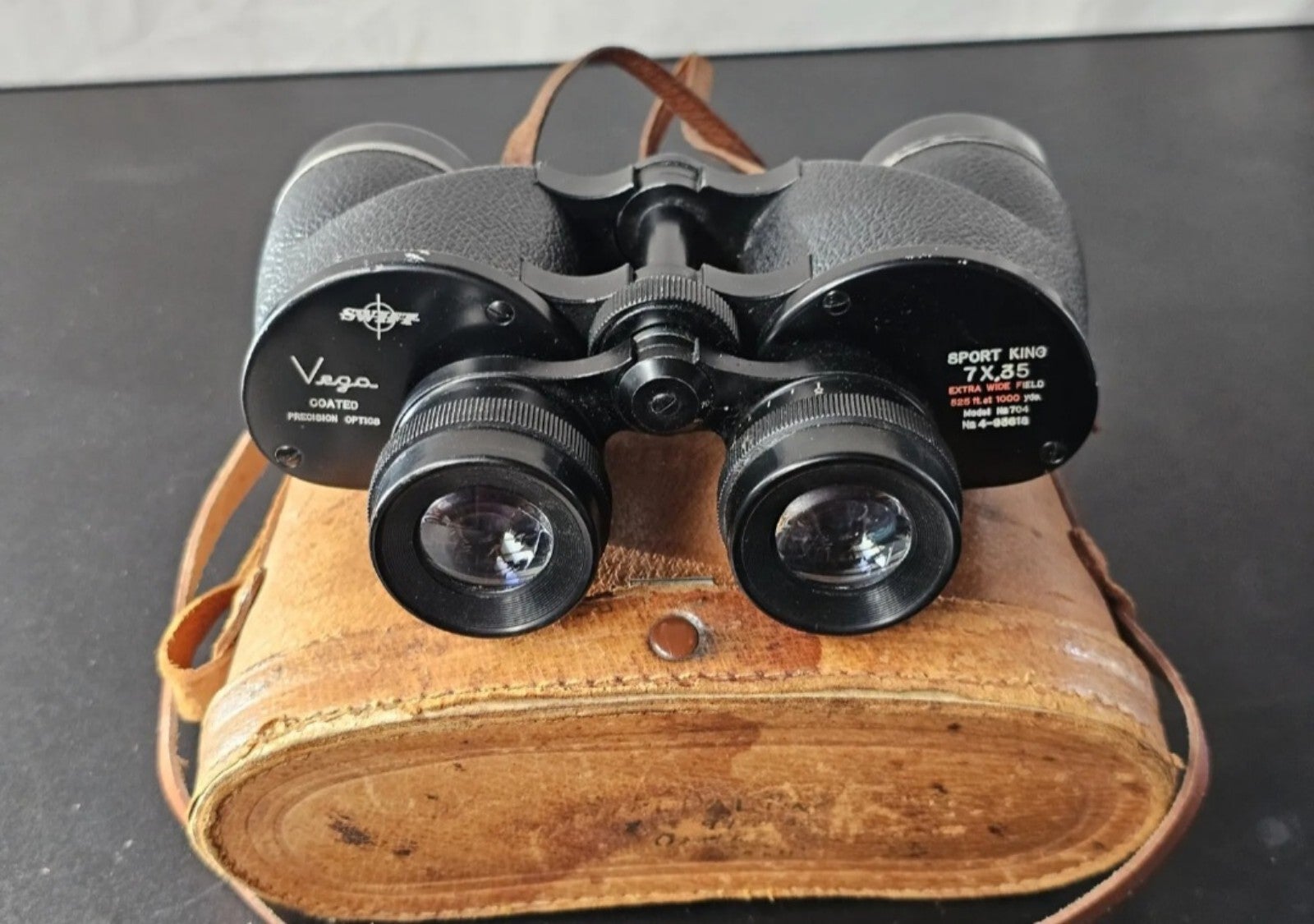 SWIFT Sport King 7x35mm Leather Carrying Case binoculars