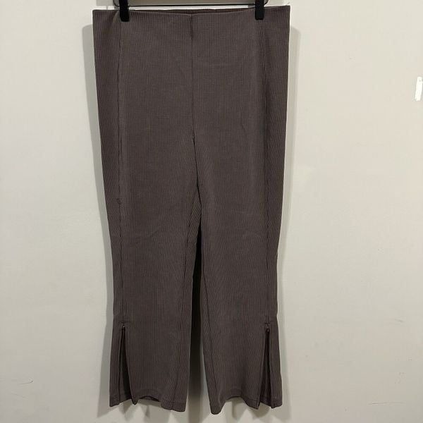 Lululemon Pants Women 12 Espresso 26 Ribbed Softstreme Zip Leg High Rise Crop