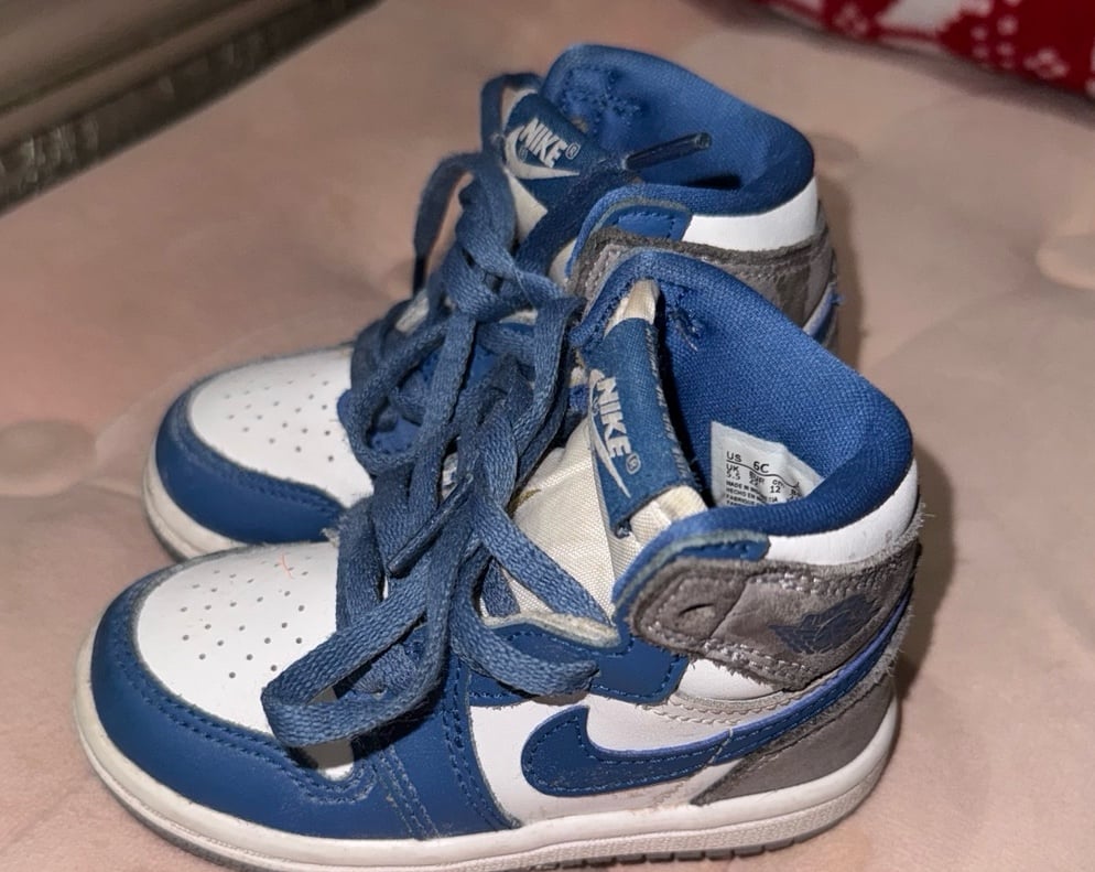 Toddler Jordan’s - 6C