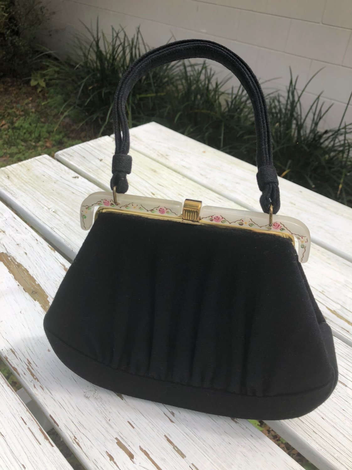 purses and handbags