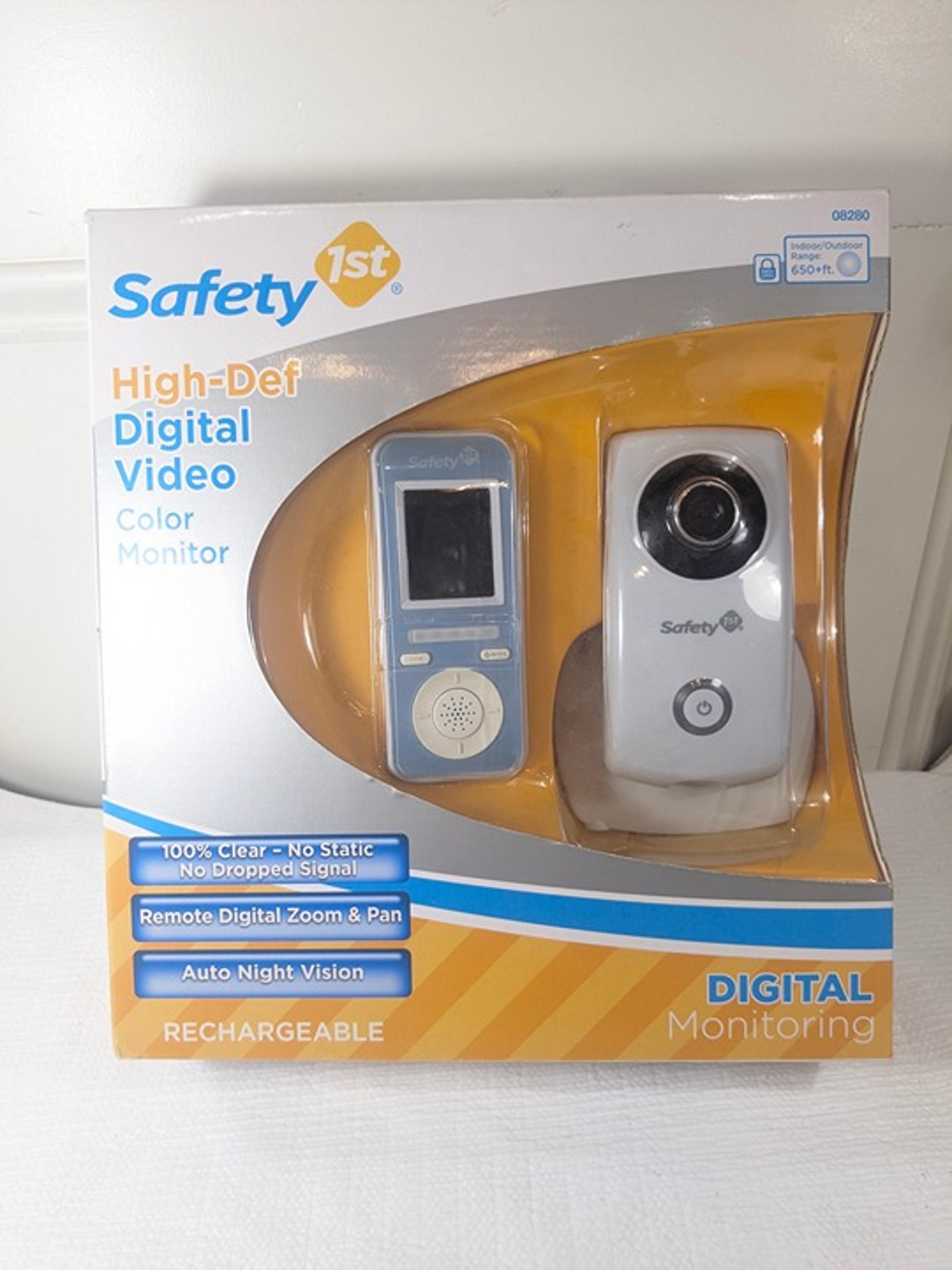 NEW Safety 1st 08280 High-Def Digital Color NIGHT VISION ZOOM BABY Video Monitor